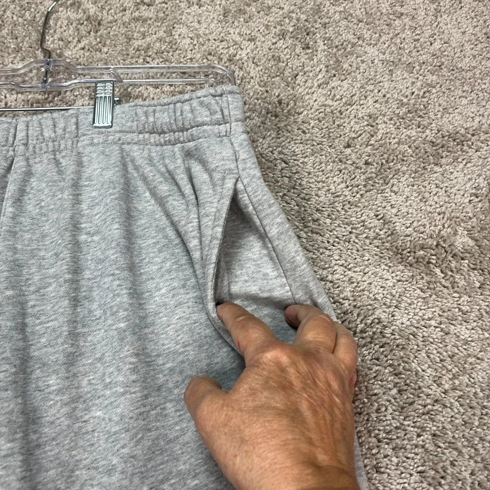 Nike Joggers‎ Mens Small Gray Stretch Waistband Athletic Club Fleece Sweatpants